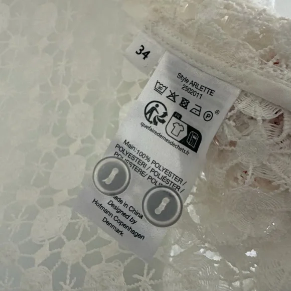 White Lace Blouse - Picture 4 of 5